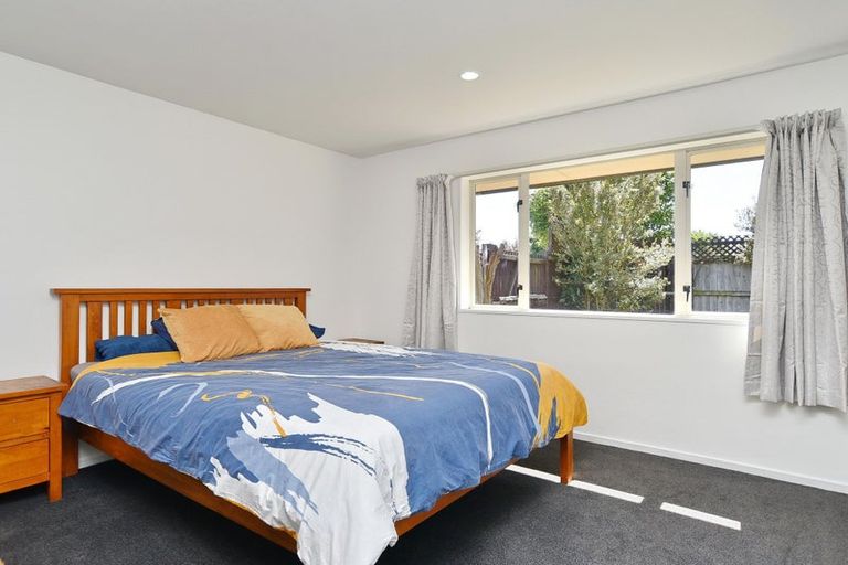 Photo of property in 142c Wainoni Road, Avondale, Christchurch, 8061
