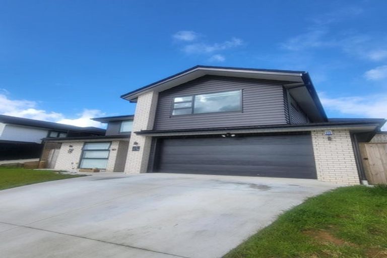 Photo of property in 112a Lisle Farm Drive, Pukekohe, 2120