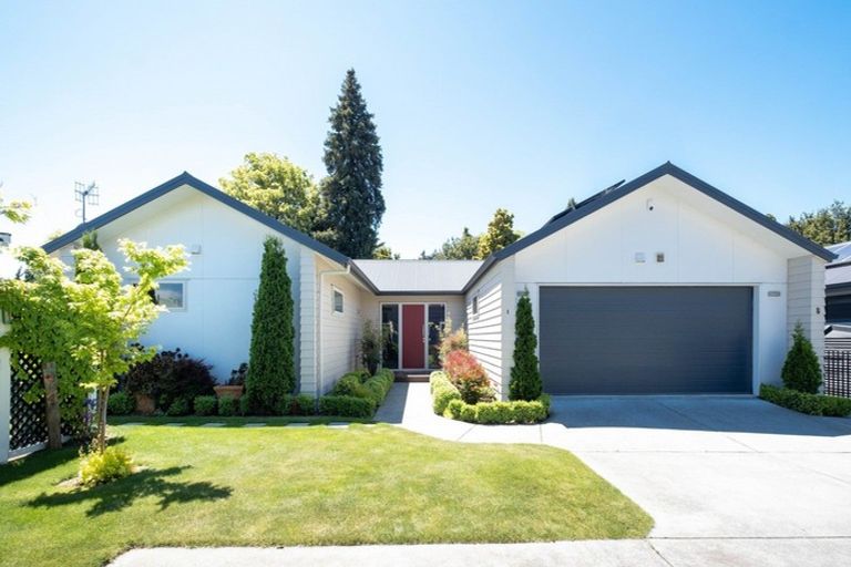Photo of property in 8/8 Fitzroy Avenue, Hastings, 4122