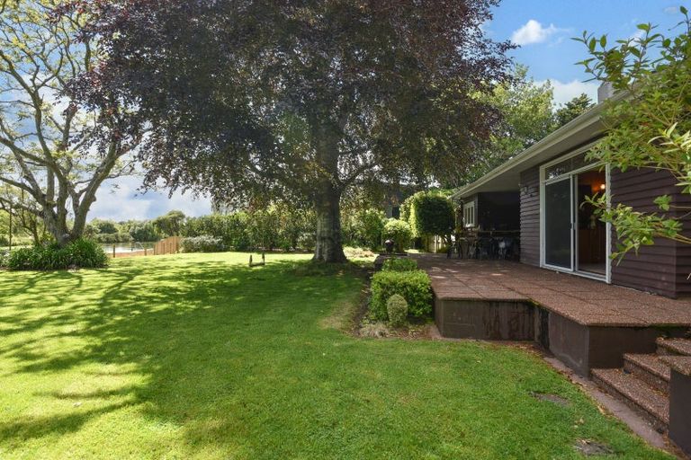 Photo of property in 40 Takinga Street, Mourea, Rotorua, 3074