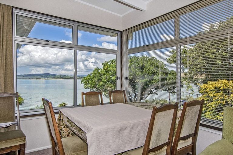 Photo of property in 182 Beach Road, Onerahi, Whangarei, 0110