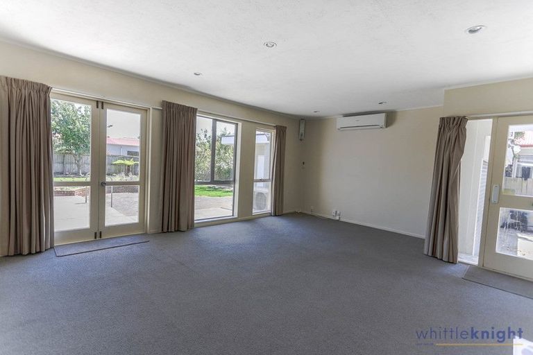 Photo of property in 3 Nortons Road, Avonhead, Christchurch, 8042
