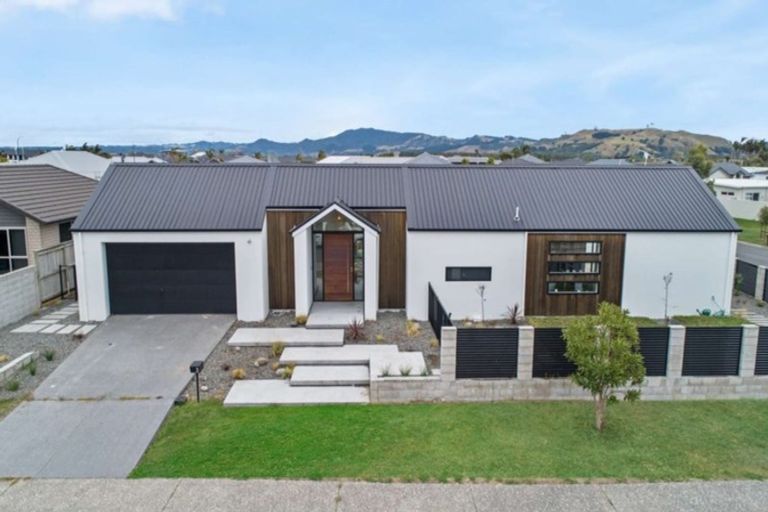 Photo of property in 3 Montia Close, Papamoa Beach, Papamoa, 3118