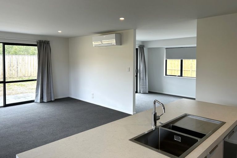 Photo of property in 77 Northmoor Boulevard, Rolleston, 7615