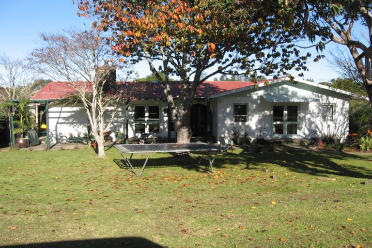 Photo of property in 53 Kemp Road, Kerikeri, 0230