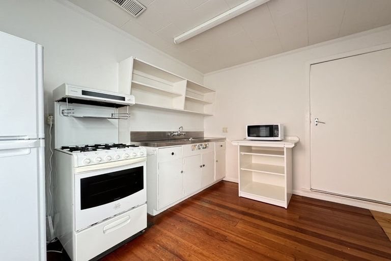 Photo of property in 19 Yale Road, Mount Cook, Wellington, 6021