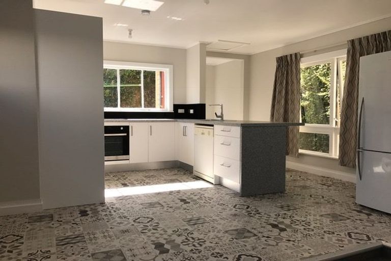 Photo of property in 41 Hawker Street, Mount Victoria, Wellington, 6011