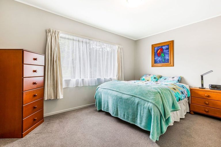 Photo of property in 2/6 Helena Street, Massey, Auckland, 0614