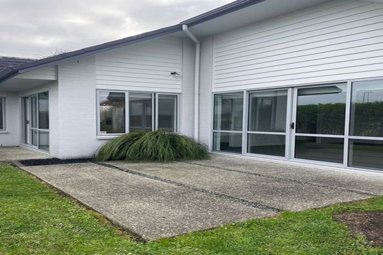 Photo of property in 22 Bankside Road, Silverdale, 0932