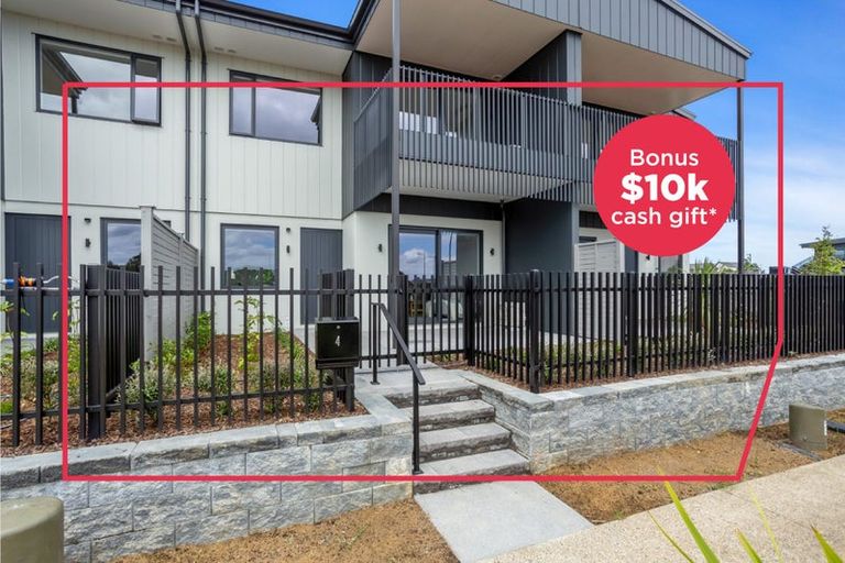 Photo of property in 12 Juniper Drive, Rosehill, Papakura, 2113