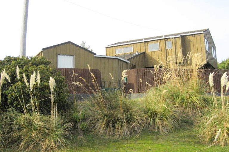 Photo of property in 1 Magnetic Street, Port Chalmers, 9023