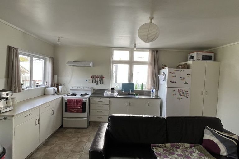 Photo of property in 23 Waldegrave Street, Palmerston North, 4410