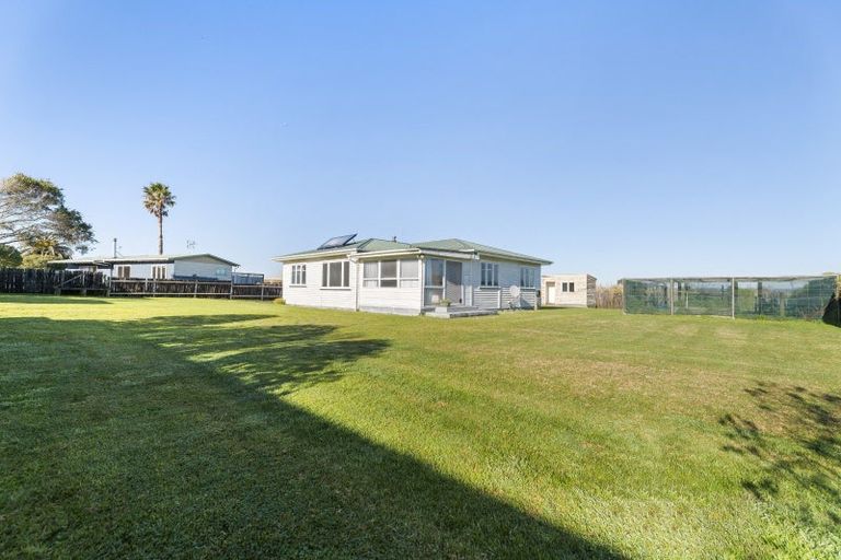 Photo of property in 260 Pukehina Parade, Pukehina, Te Puke, 3189