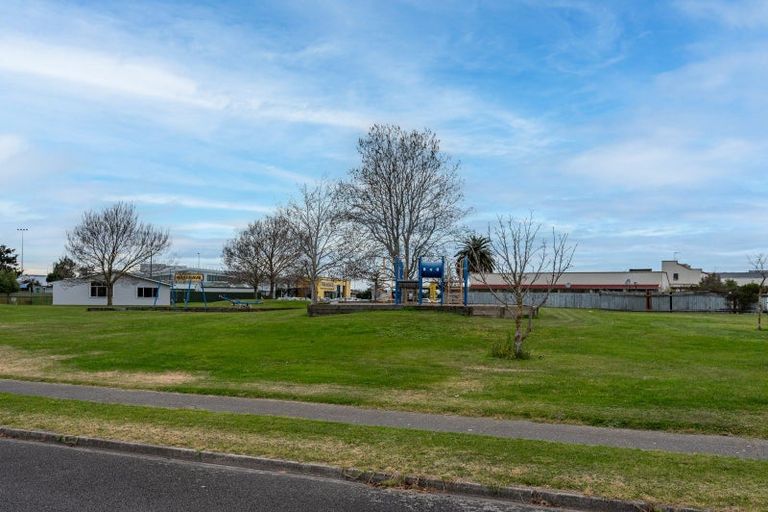 Photo of property in 10 Norfolk Street, Tamatea, Napier, 4112