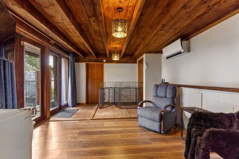 Photo of property in 12 Ngapotiki Street, Paraparaumu Beach, Paraparaumu, 5032