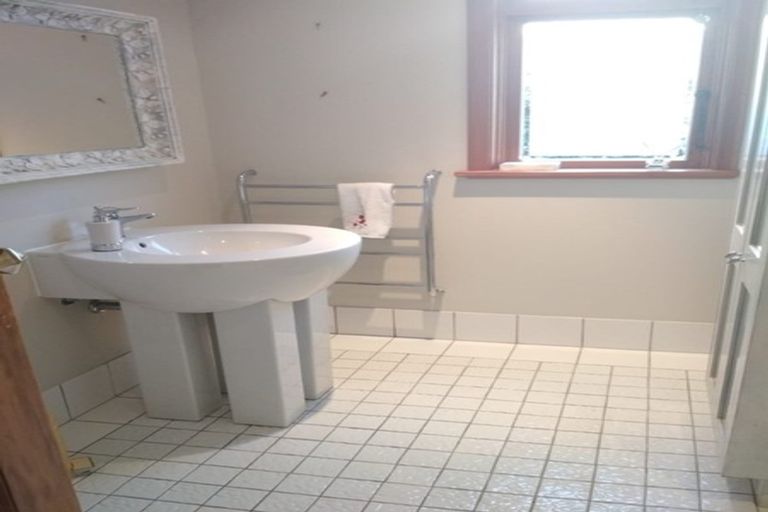 Photo of property in 30 Melksham Drive, Churton Park, Wellington, 6037