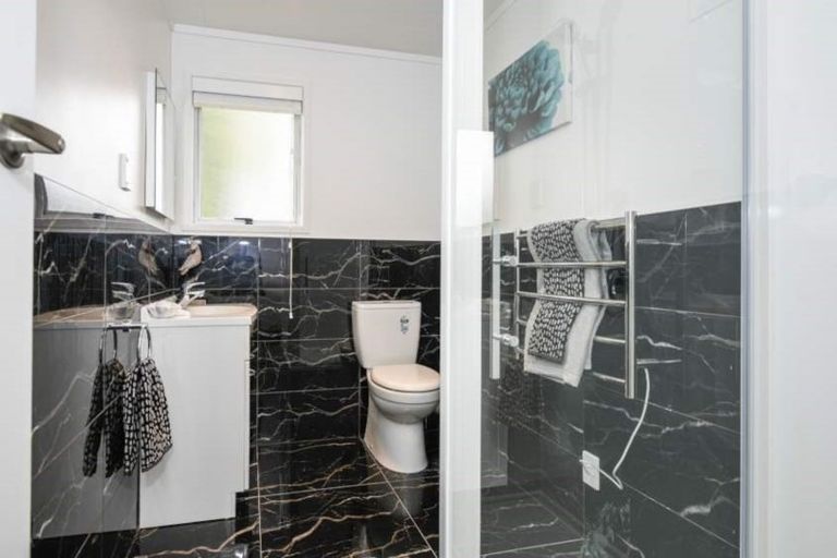 Photo of property in 47 Keegan Drive, Massey, Auckland, 0614