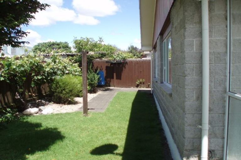 Photo of property in 3/8 Exeter Street, Stoke, Nelson, 7011