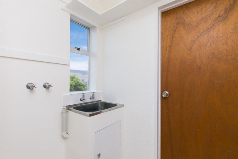 Photo of property in 11u7 Trafalgar Street, Johnsonville, Wellington, 6037