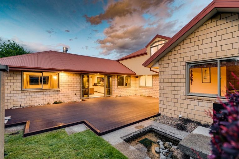 Photo of property in 40 Woodhurst Drive, Casebrook, Christchurch, 8051