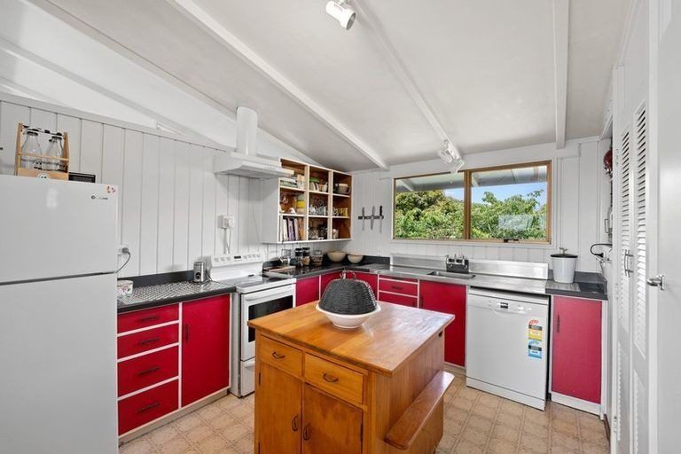 Photo of property in 44a Tasman Road, Otaki Beach, Otaki, 5512