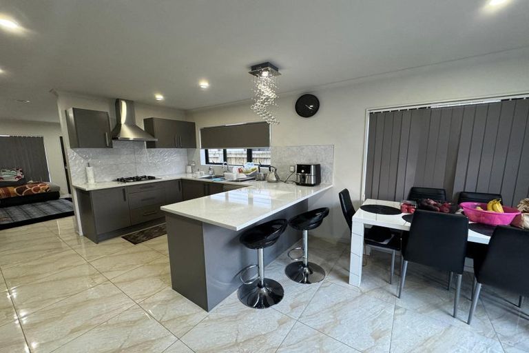 Photo of property in 10d Margaret Street, Papakura, 2110