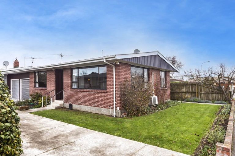 Photo of property in 6 Tulloch Place, Papanui, Christchurch, 8052