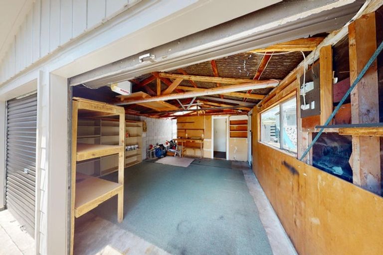 Photo of property in 82 Slacks Road, Awapuni, Palmerston North, 4412