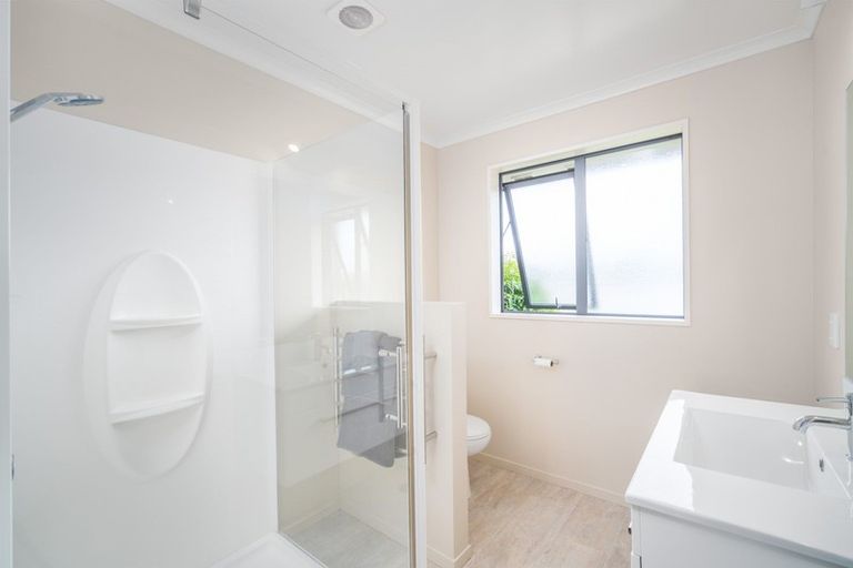 Photo of property in 12 Kingsley Place, Rolleston, 7614