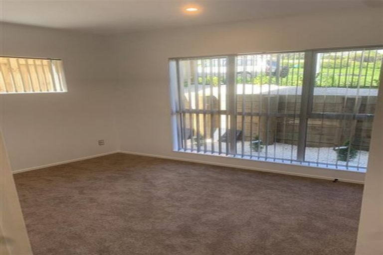 Photo of property in 32 Lime Hill Rise, Flat Bush, Auckland, 2019
