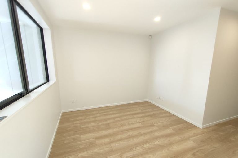 Photo of property in 32a/7 Westgate Drive, Massey, Auckland, 0614