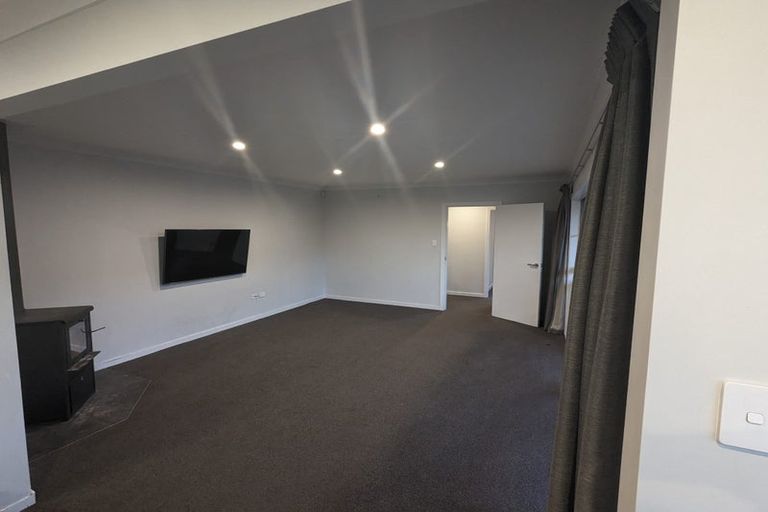 Photo of property in 37 Kimberley Street, Casebrook, Christchurch, 8051