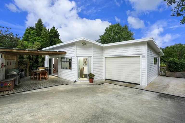 Photo of property in 128a Glamorgan Drive, Torbay, Auckland, 0630