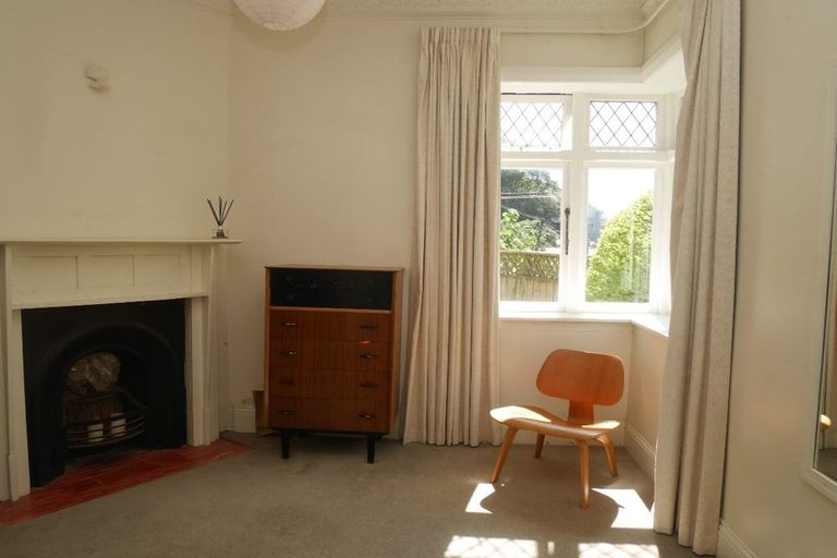 Photo of property in 78 Glenmore Street, Northland, Wellington, 6012