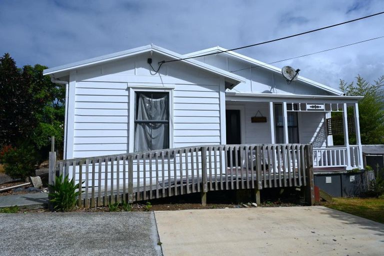 Photo of property in 39 Station Road, Te Kamo, Kamo, 0112
