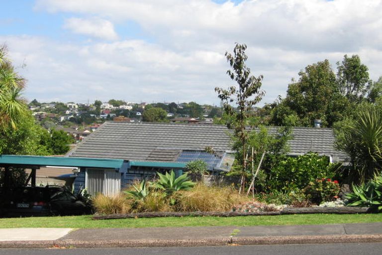 Photo of property in 11 Geoffrey Road, Torbay, Auckland, 0630