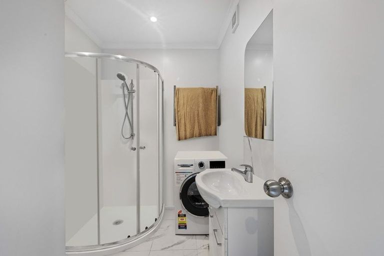 Photo of property in 41 Maygrove Drive, Orewa, 0931