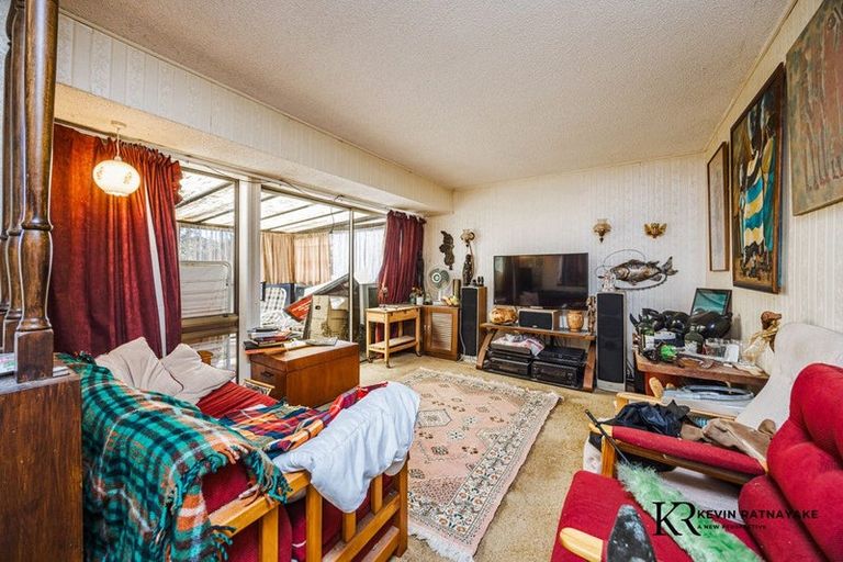 Photo of property in 121 Settlement Road, Papakura, 2110
