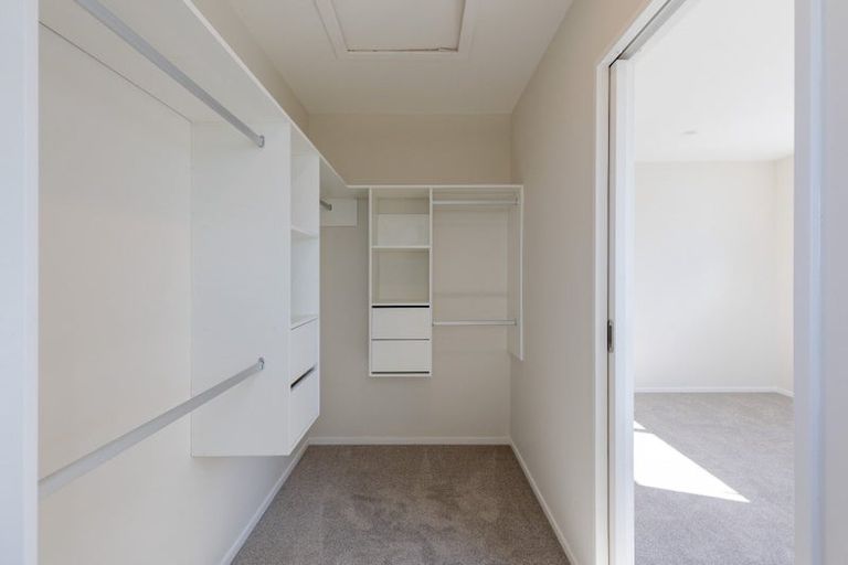 Photo of property in 6c Kaweka Street, New Lynn, Auckland, 0600