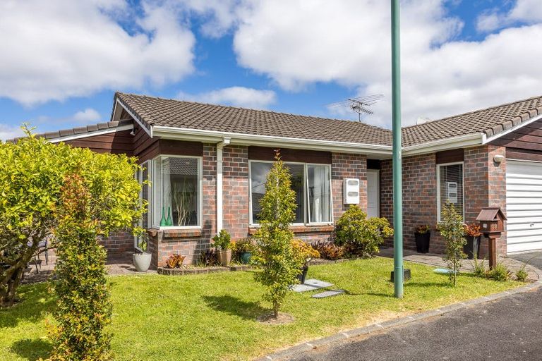 Photo of property in 59 The Grove, Red Beach, 0932