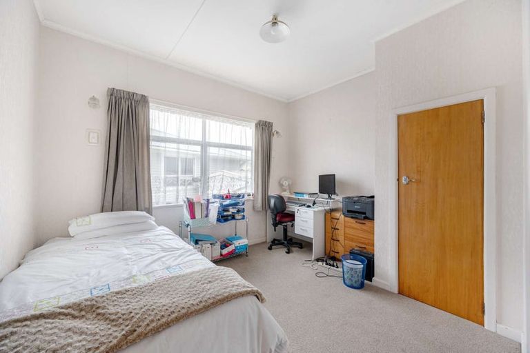 Photo of property in 28 White Street, Taradale, Napier, 4112