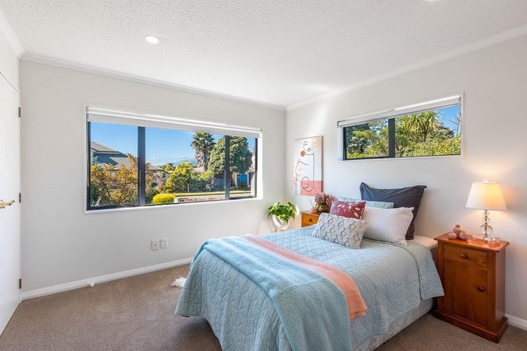 Photo of property in 3 Takahe Drive, Paraparaumu Beach, Paraparaumu, 5032