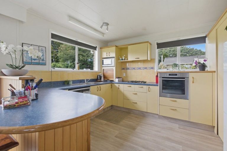 Photo of property in 7 Seymour Street, Waitara, 4320