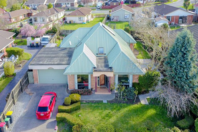 Photo of property in 32 Kintyre Drive, Broomfield, Christchurch, 8042