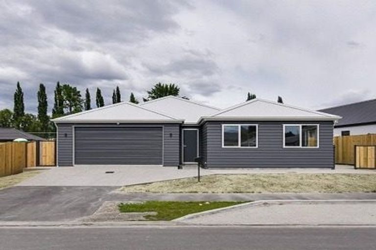 Photo of property in 21 Headley Drive, Lower Shotover, Queenstown, 9304