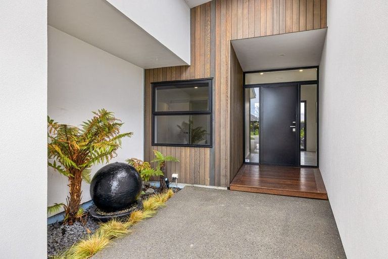Photo of property in 15 Sincock Place, Kaiapoi, 7630
