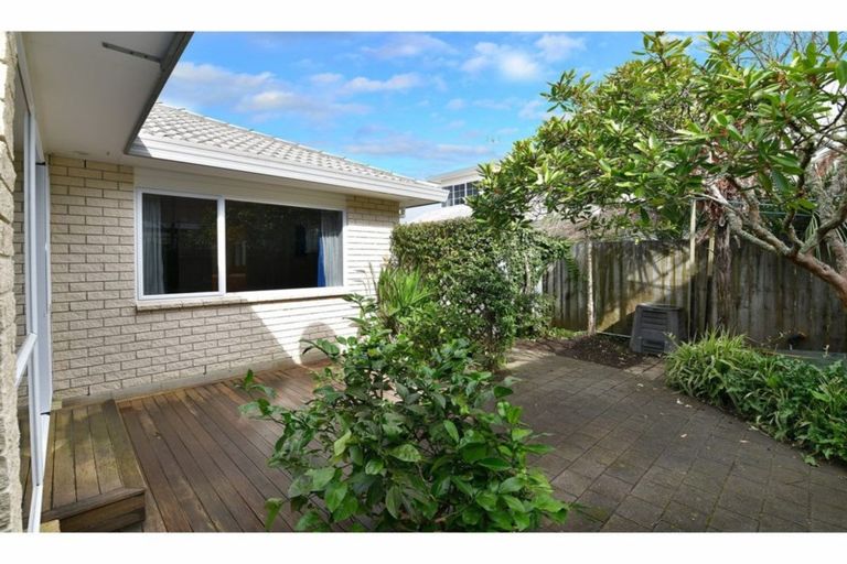 Photo of property in 2/448 Hibiscus Coast Highway, Orewa, 0931