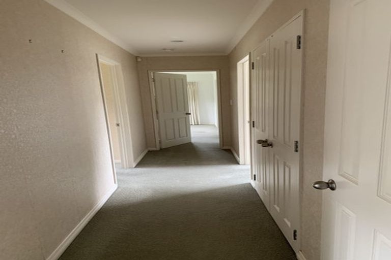 Photo of property in 13 Moss Crescent, Takanini, 2112