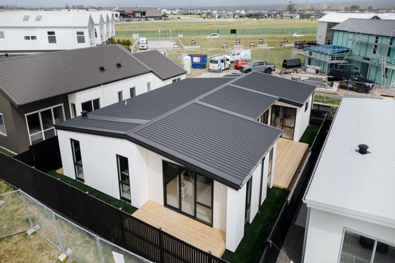 Photo of property in 16 Rehua Way, Papamoa, 3118