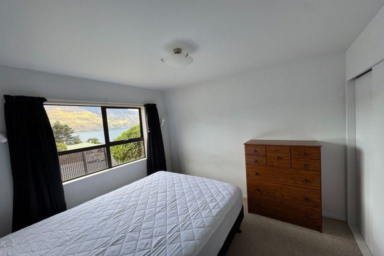 Photo of property in 5 Arawata Terrace, Fernhill, Queenstown, 9300